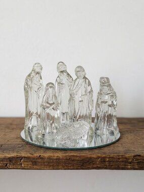 Vintage Clear Pressed Glass Miniature Nativity Set 7pc Mirror Base Christmas MCM